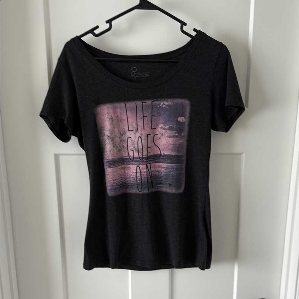 Sonoma Black and Pink Graphic T-Shirt